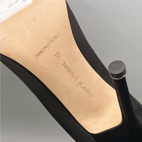Manolo Blahnik Hangisi 105 Embellished Satin Pumps size 38 - Picture 14 of 14